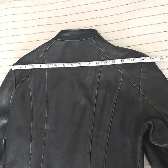 Cropped leather jacket - Picture 9 of 15